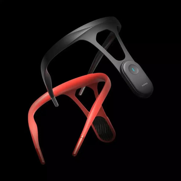 Once you set your default posture, the device continuously monitors your back. And if you begin to slouch or bend forward, it sends a gentle vibration to alert you.